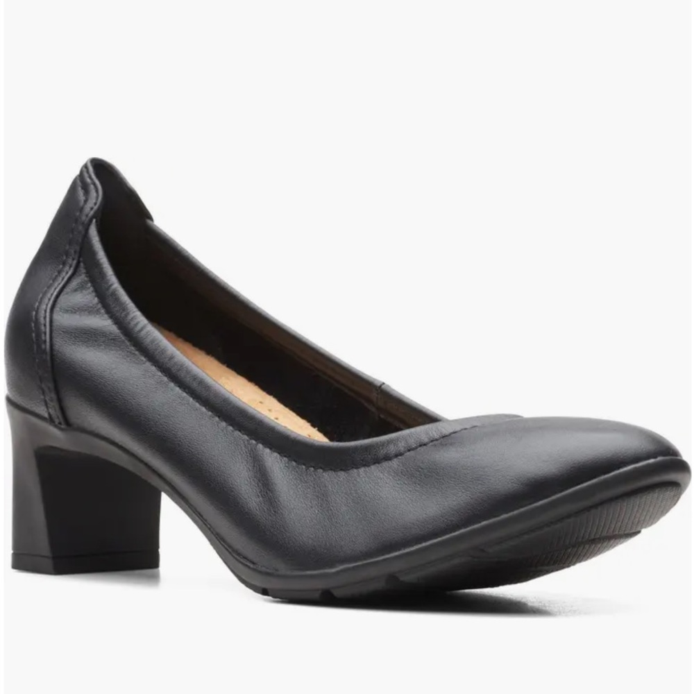 Clark’s Neiley Black Soft Leather Block Heel Pump Size 6.5